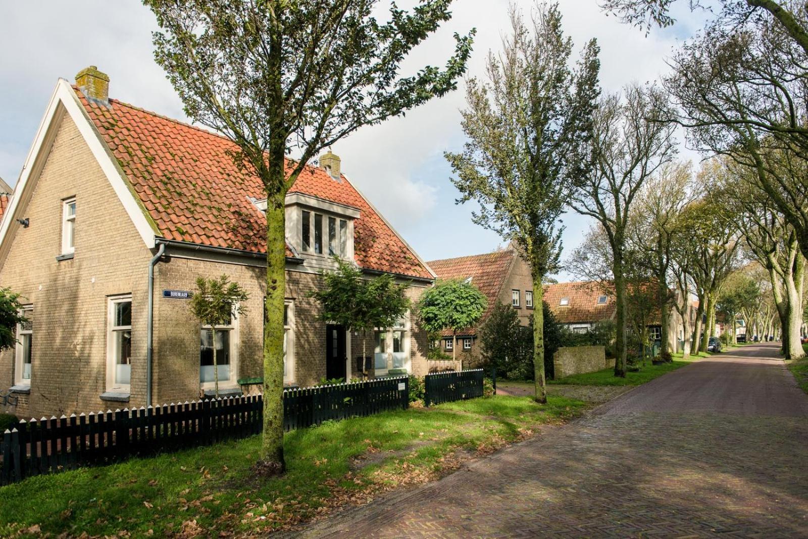 Klokkenluider Apartment Hollum  Exterior photo